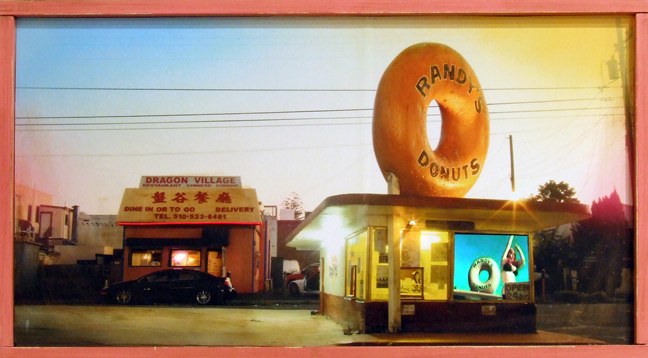 Tracey Snelling — Chinese Donut