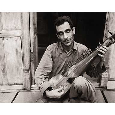 Linda Connor — Blind Musician, Kashmir, India, 1985