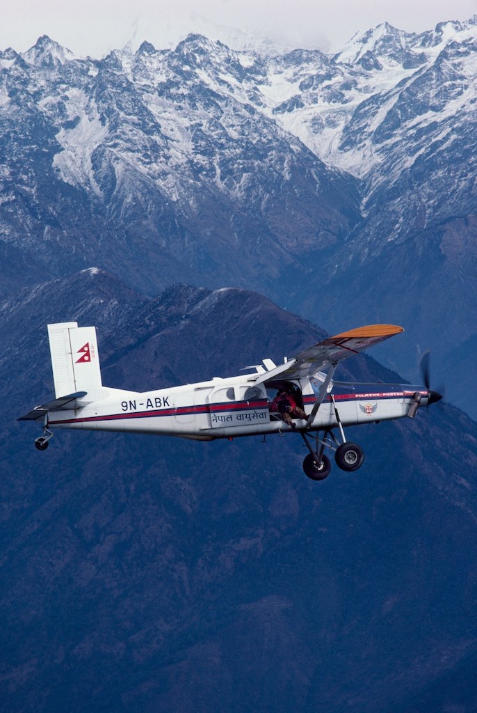 EVEREST — The aircraft on the strip