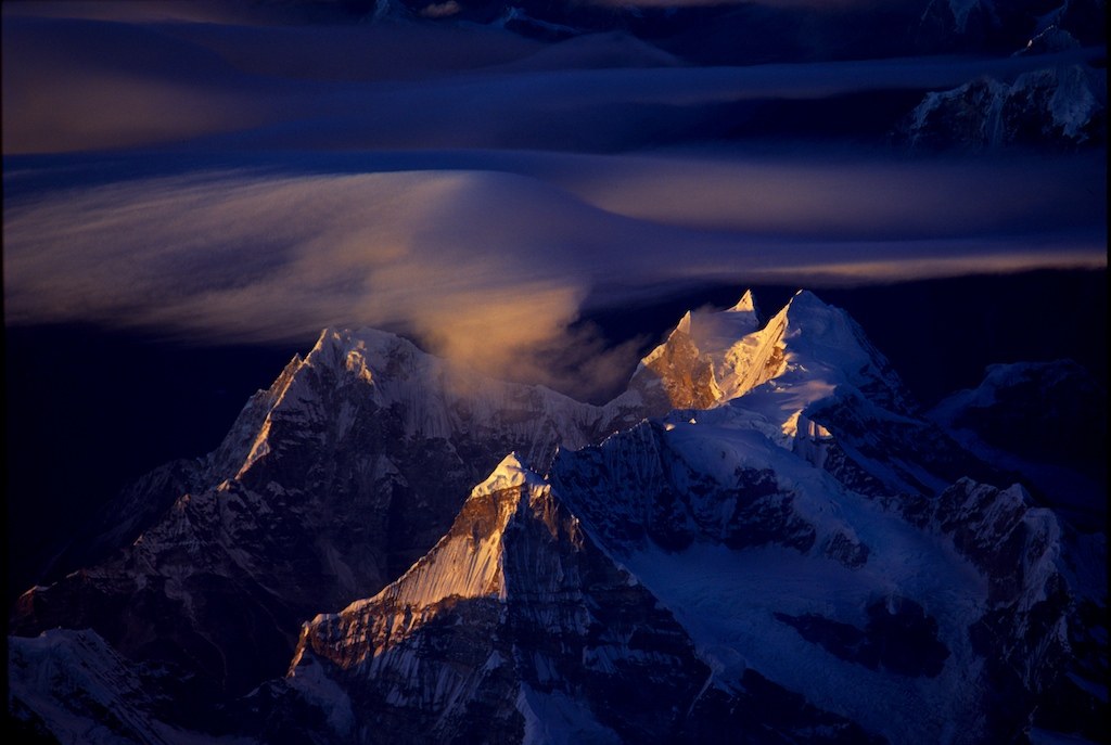 William Thompson — Everest Storm Clouds