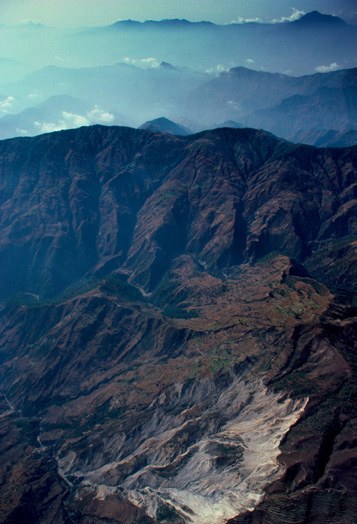 William Thompson — Everest Mid Hills Falling Down
